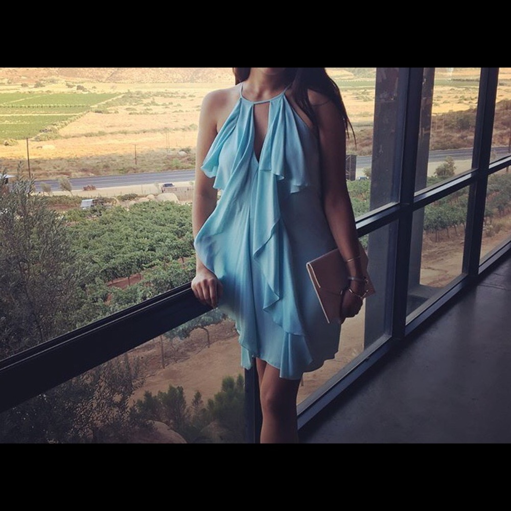 Bcbg "hattie" short ruffle dress👗